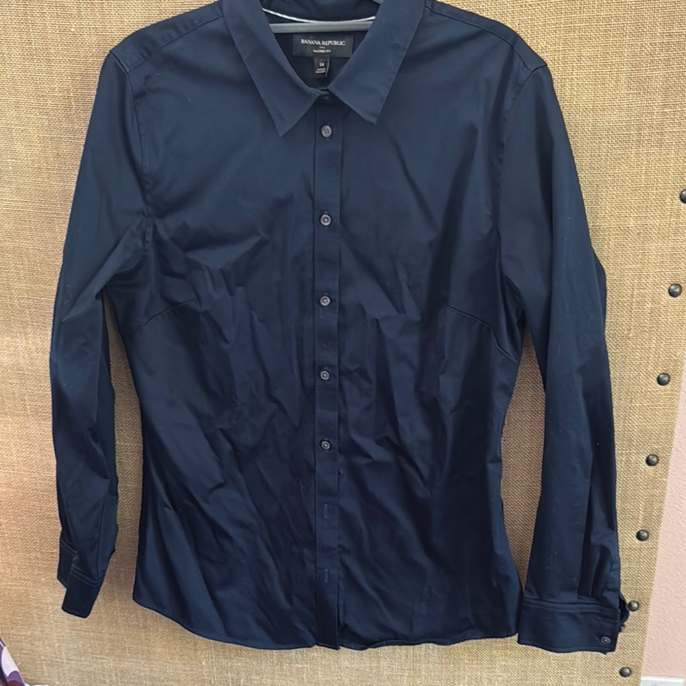 Banana Republic Women’s Navy cotton stretch tailored fit Dress Shirt